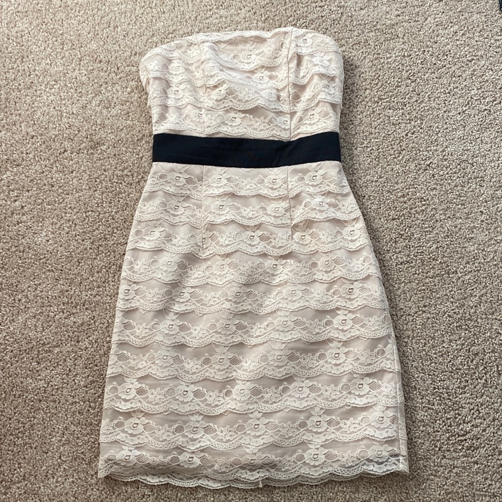 Incredible condition H&M lace dress worn once!
